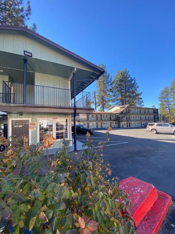 Budget INN At The Heavenly Gondola image 30